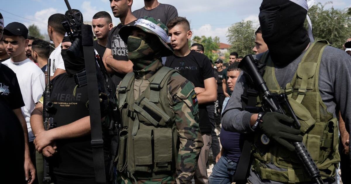إصابات وادعاءات احتجاز في هجوم مستوطنين بقُصرة وروايات متضاربة