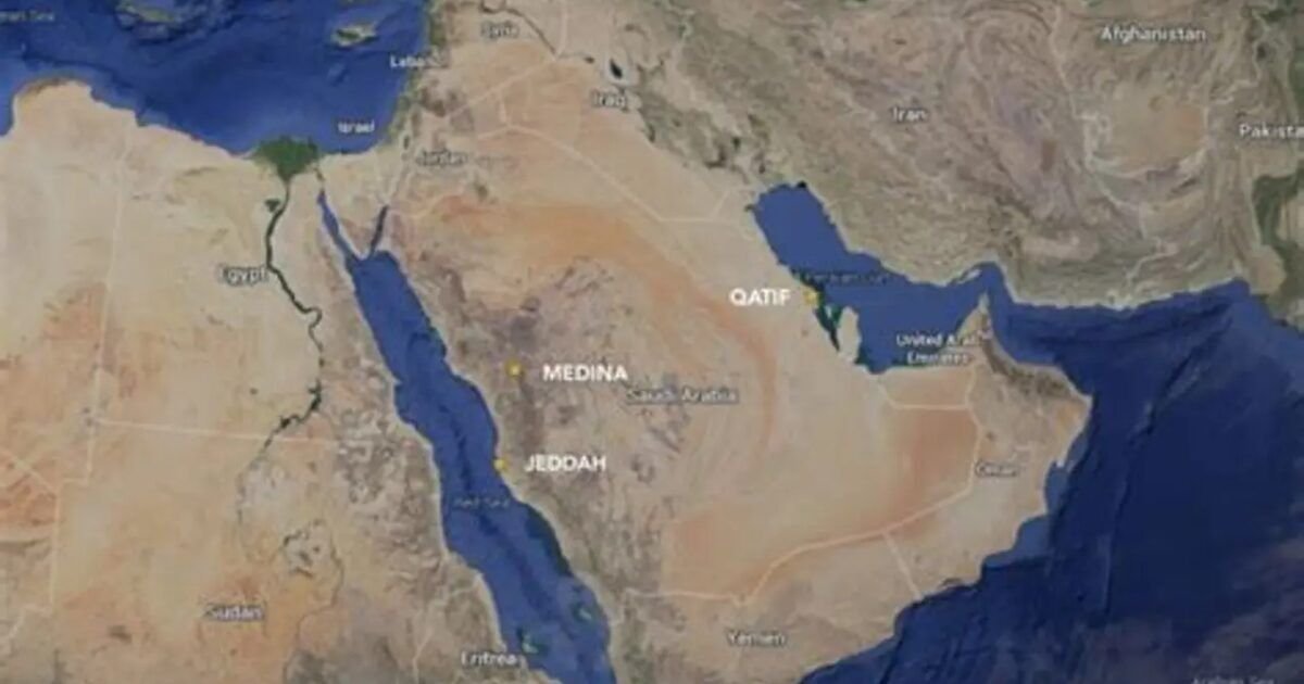 أوبك+ تدير الإنتاج وسط قلق من انعكاس التوترات الإقليمية على الأسعار