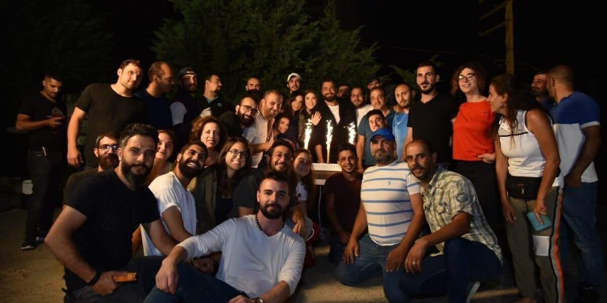 أسرة مسلسل من الآخر تحتفل بإنتهاء التصوير