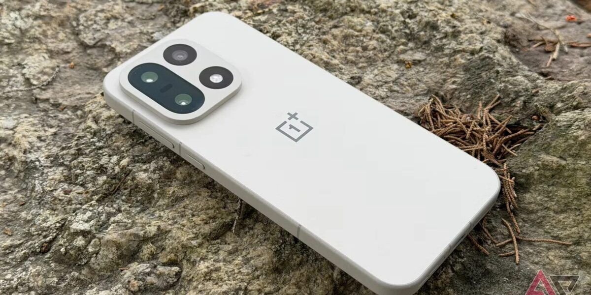 أكد OnePlus أنه على وشك إطلاق وحش الألعاب