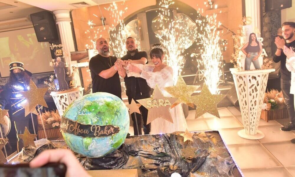 عيد ميلاد أسطوري للمنتج يوسف بو بكر والفنانة سارة الزكريا ومفاجآت عديدة شهدها الحفل في بلازا بالاس