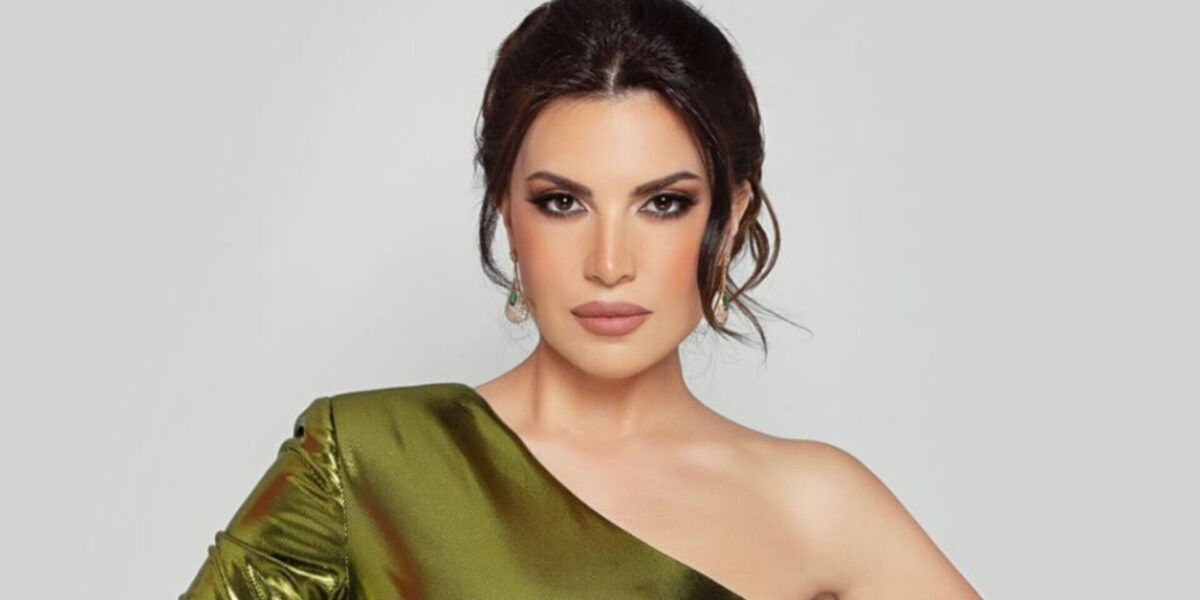ميرا مخايل بتوليفة موسيقية مجنونة بأغنية ايقاع مجنون