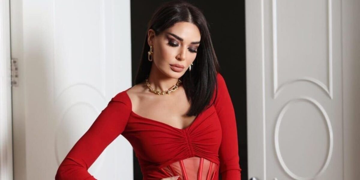 حفلات رأس السنة 2023 سيرين عبد النور تخطف الأنظار من بلازو فيرساتشي دبي
