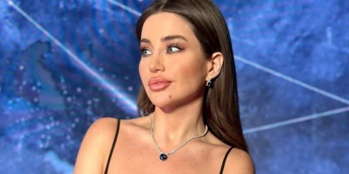 ملاك أيوب تبدأ الموسم الصيفي من الباب الكبير
