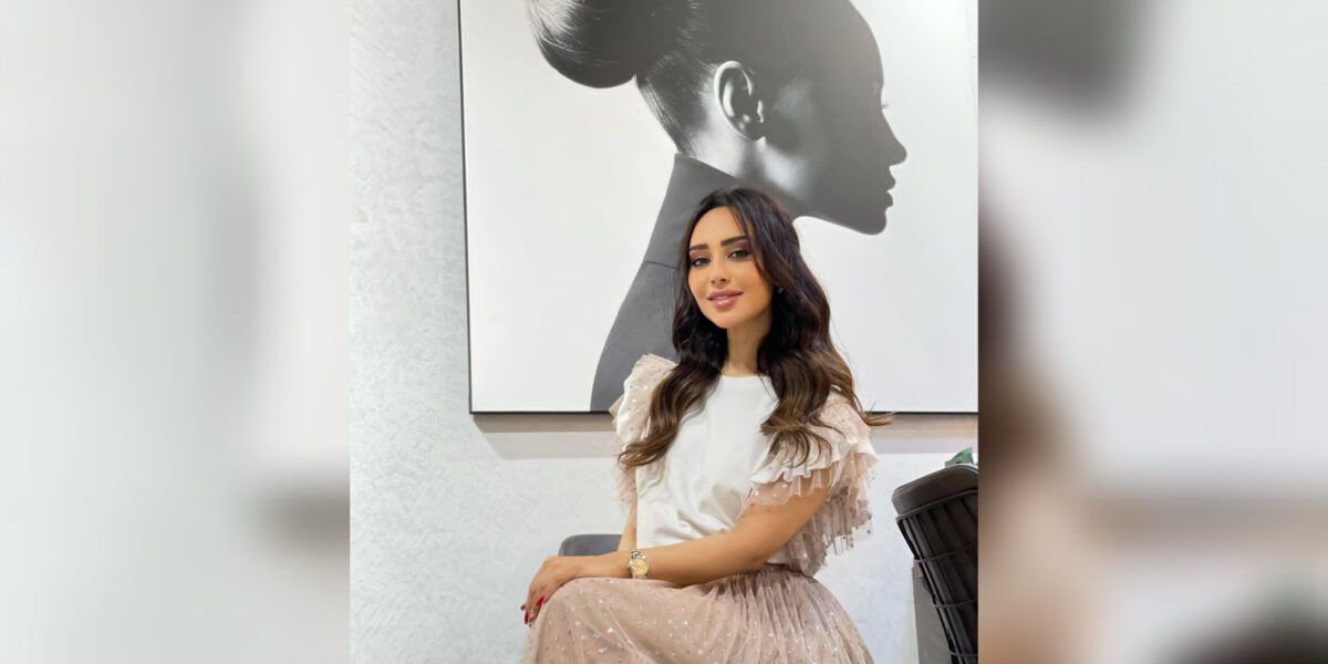 من هي خبيرة التجميل والمؤثرة المتألقة سمر زيدان