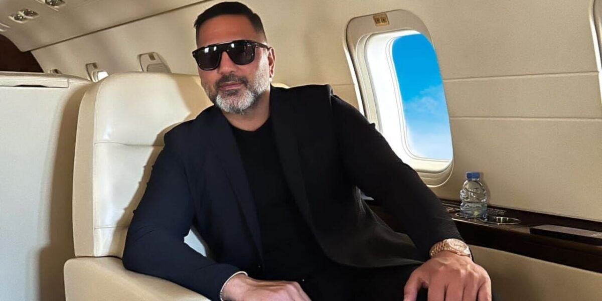 هادي عبد الهادي نسعى في Universal Jets إلى تزويد عملائنا بتجربة طيران ة